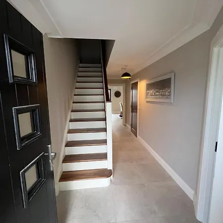 No. 8 Ceide Spris Self Catering House 度假居